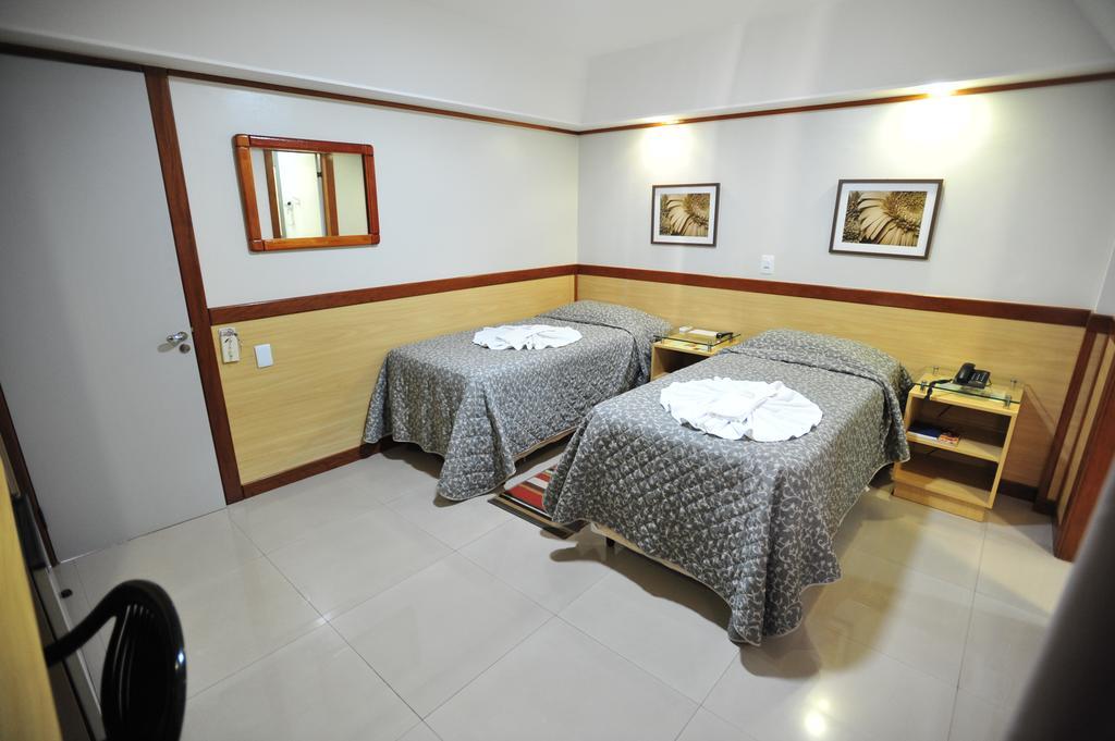 Hotel Premium Plaza Muriaé Exterior foto